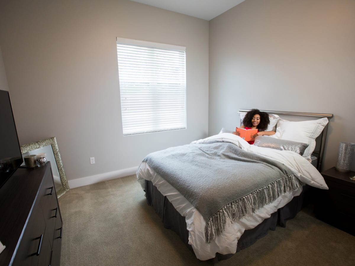 Photos and Video of Elmwood Lake Apartments in Hudsonville, MI